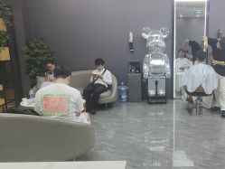 -藤野造型烫染·漂发