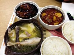-老乡鸡(滨湖假日店)