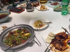 -海派美食·家宴海鲜青岛菜·石锅鲽鱼头(东方城店)