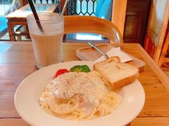 -西关84·History·Art·Cafe