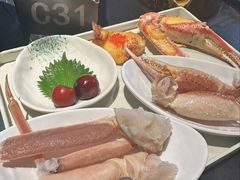 -雍容荟帝王蟹活龙虾展台自助(IFS黑金店)