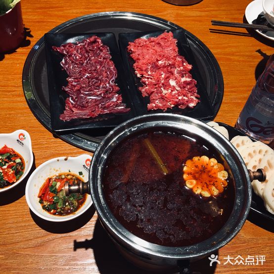 畅牛轩鲜牛肉特色火锅