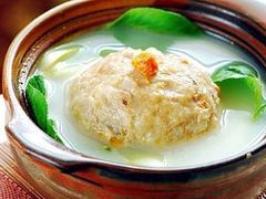 蟹粉狮子头-新花城蟹粉馆(乌鲁木齐店)