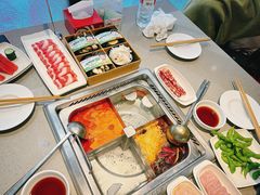 -海底捞火锅(新松江路生日主题店)