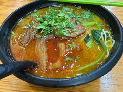 -志权牛肉面(灵山路店)