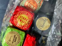 -VENCHI 闻绮(北京国贸商城店)