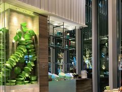 -两咖啡自助餐厅(静安香格里拉酒店)