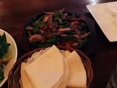 -Hooley's活利仕西餐厅(珠江新城店)