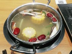 -呷哺呷哺 黄金牧场 (新中关购物中心店)