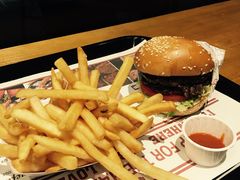 -The Habit Burger Grill 哈比特汉堡(爱琴海店)
