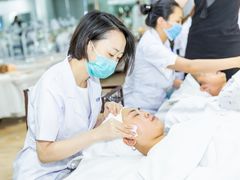 -粤港芭莎美容美发化妆学校