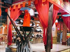 -老滇山寨•云南特色菜•地方菜•民族风情歌舞表演(金碧店)