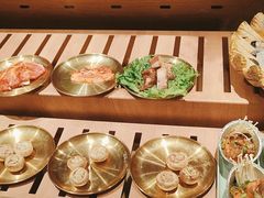 -梨花甄选自助烤肉(小寨原力场店)