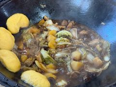 -粘豆包柴火铁锅炖