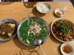 -杨三孃跷脚牛肉(中粮鸿云悦街店)