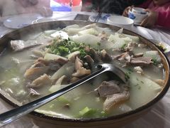 肘子连锅汤-蓉蓉川菜馆(致和时代广场店)