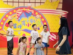 -蓝话筒·少儿成人演讲口才·主持朗诵·戏剧表演(大华第一坊店)
