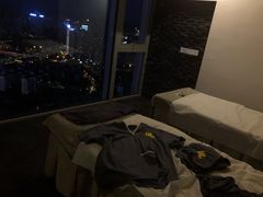 -得闲·高空SPA(东盟店)