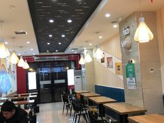 大堂-螺小胖柳州螺蛳粉(钟楼总店)