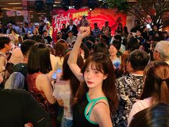 -瑞虹新天地月亮湾