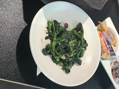 -辣尚瘾·烤鱼·新川菜(牡丹园直营店)
