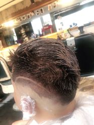 -Libertines barbershop 浪子理发店
