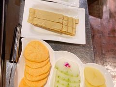 -大匠工房古船木艺术餐厅·猪肚鸡专门店(长白仙岛店)