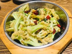 大盆菜花-佬湘楼·27年湘菜(天河都市广场店)