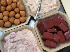 滑肉-化龙桥九宫格火锅(清水河店)