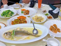 -万龙洲海鲜(大兴绿地缤纷城店)