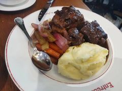 法式红酒烩牛尾配土豆泥-Entrecôte 法国牛扒馆(保利·时光里店)