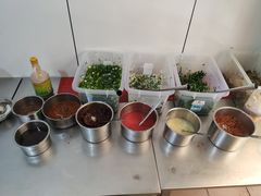 -文山荷鲜居(翠湖店)