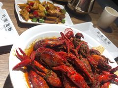-叶派龙虾•招牌香辣蟹·海鲜(中海国际店)
