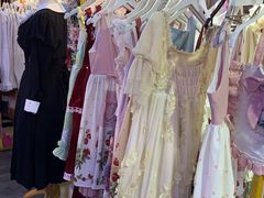 -甜镜物语 LOLITA·汉服·JK制服三坑生活馆(滨江道店)