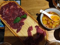 -黔诚多彩火锅(甲秀楼店)