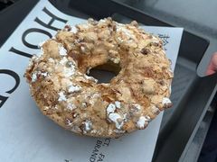 -HOT CRUSH趁热集合·现烤面包(环球港店)