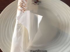 -皇冠自酿啤酒坊(中国红街5号楼店)