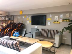 -魔方公寓青年社区(恒丰路店)