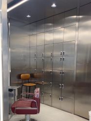 -侨治发型