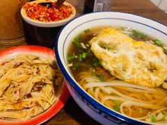 -矮子粉店1985·长沙米粉(湘春路店)