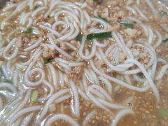 -正宗杨记普洱酸醋米线(总店)