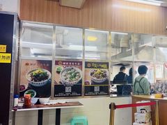 -潮镇老尾牛杂(环城西路店)