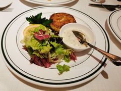 招牌蟹肉饼-Wolfgang’s Steakhouse 沃夫冈牛排馆(上海白玉兰广场店)
