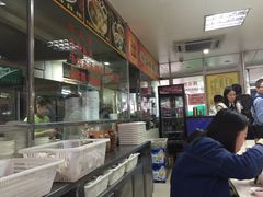 -华威达牛庄(黄埔大道西店)