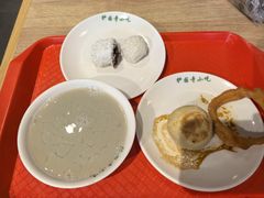 -护国寺小吃店(红莲南路店)