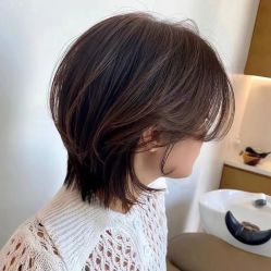 -丝语萱形象