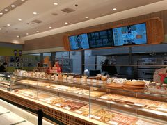 面包甜点陈列柜-泸溪河桃酥(欧尚店)