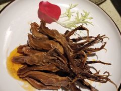 -铜锣湾·有麝自然香(重庆新天地店)