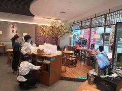 -诚铭记·虾仁汤包·成都小吃(融创店)