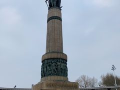 -人民防洪胜利纪念塔